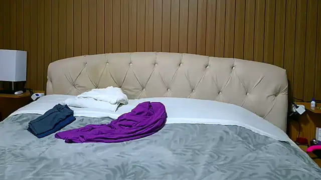 Snapshot of Kellynha_Sweet chatting on December 18, 2025, 10:49 pm Kellynha Sweet online show from December 18, 2025, 10:49 pm