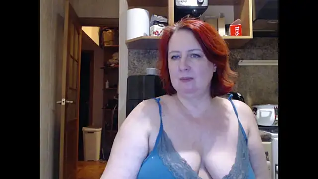 NikolRedMilf online show from February 25, 2026, 10:30 pm