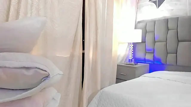 CinthiaCollins online show from January 23, 2025, 9:29 pm