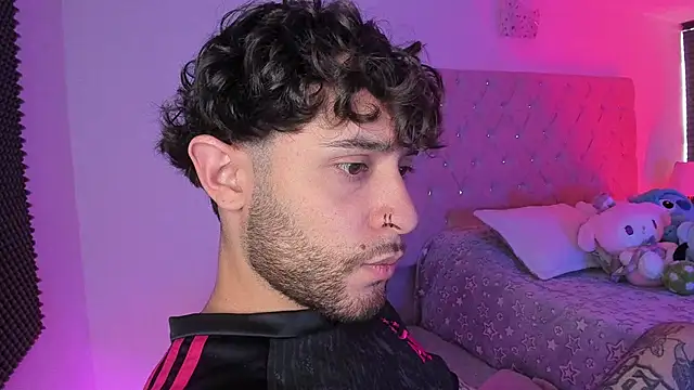 AbbyAndChris2 online show from March 24, 2026, 2:44 pm