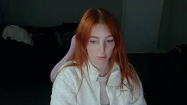 Red firesquirt online show from January 15, 2025, 2:35 pm