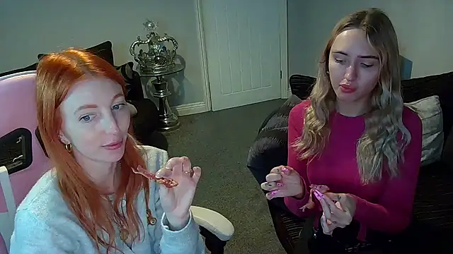 Red firesquirt online show from February 24, 2025, 10:03 pm