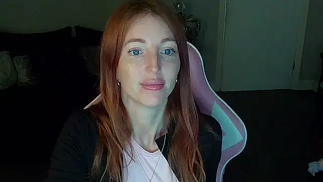 Red firesquirt online show from February 3, 2026, 3:06 pm