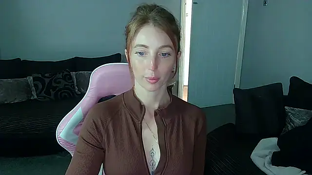 Red firesquirt online show from April 28, 2026, 1:05 pm