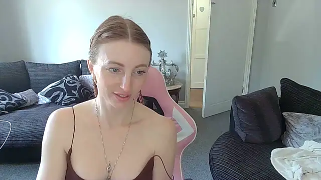 Red firesquirt online show from April 29, 2026, 8:51 am