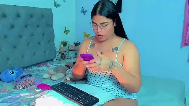 Snapshot of mabellfox chatting on January 9, 2025, 9:26 pm mabellfox online show from January 9, 2025, 9:26 pm