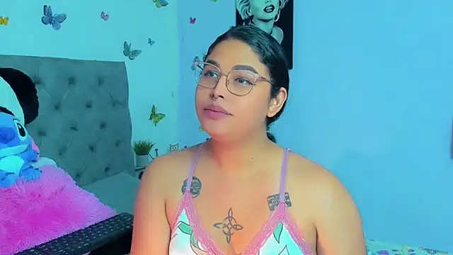 Snapshot of mabellfox chatting on January 15, 2025, 2:49 am mabellfox online show from January 15, 2025, 2:49 am