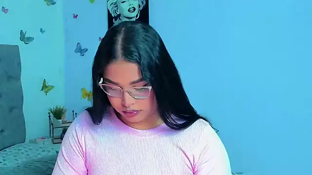 Snapshot of mabellfox chatting on January 25, 2025, 4:03 pm mabellfox online show from January 25, 2025, 4:03 pm