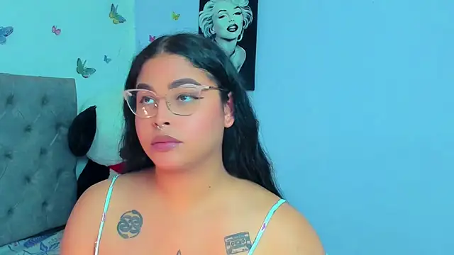 Snapshot of mabellfox chatting on February 15, 2025, 6:55 pm mabellfox online show from February 15, 2025, 6:55 pm