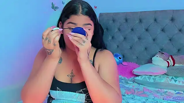 Snapshot of mabellfox chatting on February 18, 2025, 9:31 pm mabellfox online show from February 18, 2025, 9:31 pm