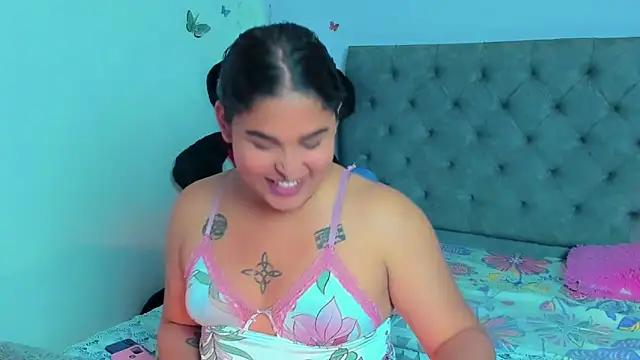 Snapshot of mabellfox chatting on February 26, 2025, 11:48 pm mabellfox online show from February 26, 2025, 11:48 pm