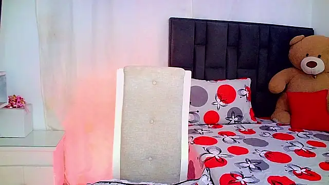 carmen14 online show from February 20, 2026, 6:26 am