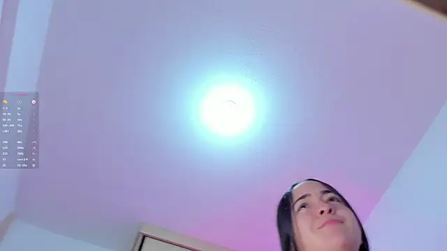 Snapshot of soyamandaa_ chatting on December 18, 2024, 11:51 pm soyamandaa online show from December 18, 2024, 11:51 pm