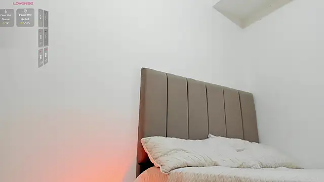 Snapshot of soyamandaa_ chatting on January 18, 2026, 10:35 pm soyamandaa online show from January 18, 2026, 10:35 pm