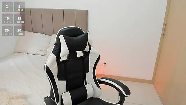 Snapshot of soyamandaa_ chatting on February 4, 2026, 5:41 pm soyamandaa online show from February 4, 2026, 5:41 pm