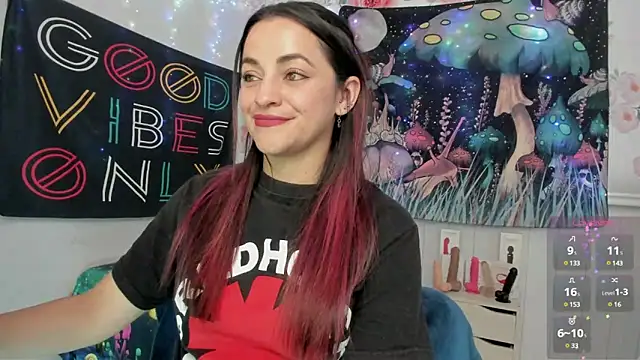 LovelyAzucena online show from January 23, 2025, 2:39 pm