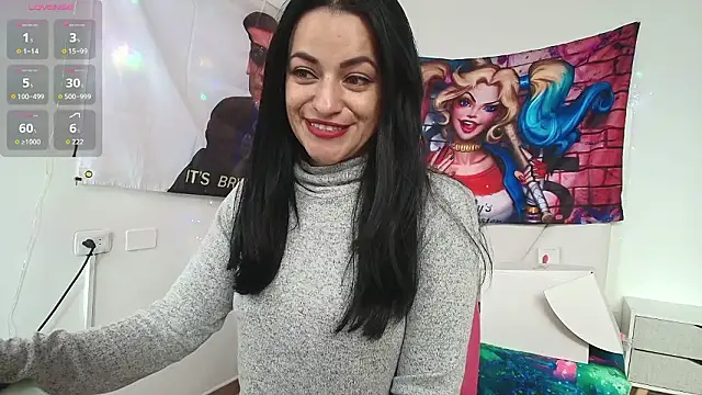 LovelyAzucena online show from March 5, 2026, 3:41 pm