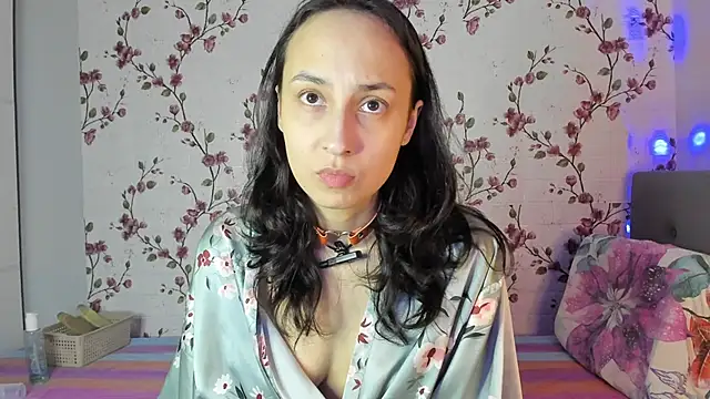 Alisagold90 online show from December 21, 2025, 8:21 am