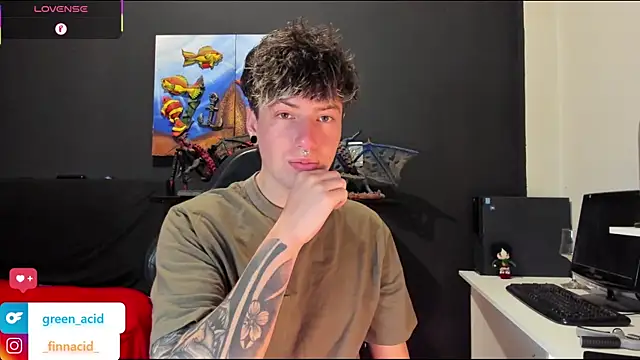 Green acid01 online show from September 14, 2025, 9:58 pm