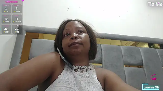 Snapshot of Cholatin chatting on February 25, 2025, 1:39 pm Cholatin online show from February 25, 2025, 1:39 pm