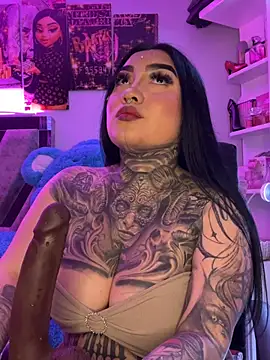 Snapshot of CloeeBeckam chatting on February 14, 2026, 7:16 am CloeeBeckam online show from February 14, 2026, 7:16 am