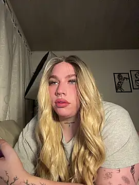 IsabellaFigueredo   online show from November 4, 2025, 9:30 am