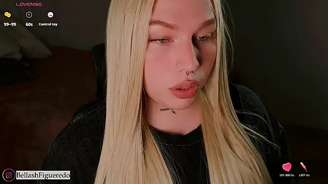 Snapshot of IsabellaFigueredo__ chatting on February 12, 2026, 5:24 am IsabellaFigueredo online show from February 12, 2026, 5:24 am