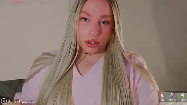 Snapshot of IsabellaFigueredo__ chatting on February 19, 2026, 6:53 am IsabellaFigueredo online show from February 19, 2026, 6:53 am