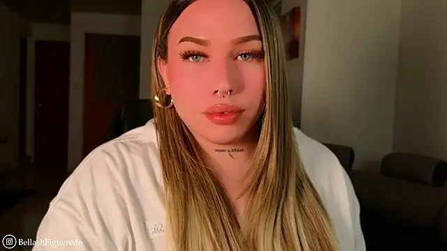 IsabellaFigueredo   online show from April 19, 2026, 11:20 am