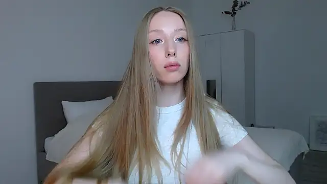 Luna insniity online show from November 2, 2025, 7:16 pm