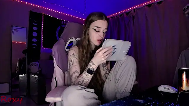 wet dream  online show from March 3, 2026, 6:30 am