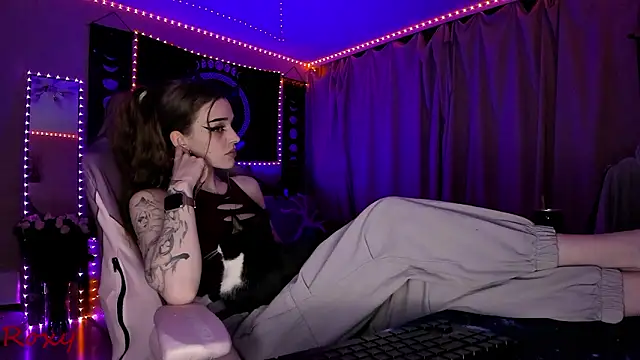 wet dream  online show from March 16, 2026, 3:38 pm