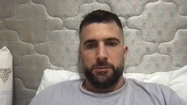 Snapshot of alex877x chatting on February 8, 2026, 9:13 am alex877x online show from February 8, 2026, 9:13 am