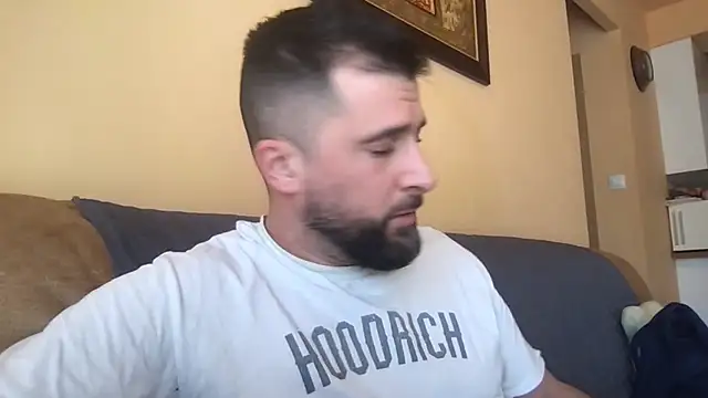 Snapshot of alex877x chatting on March 11, 2026, 10:21 am alex877x online show from March 11, 2026, 10:21 am