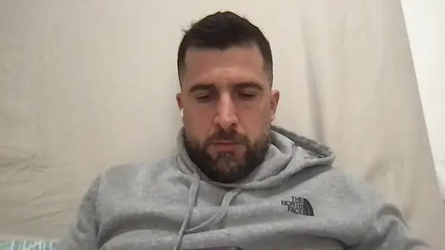 Snapshot of alex877x chatting on March 30, 2026, 7:31 am alex877x online show from March 30, 2026, 7:31 am