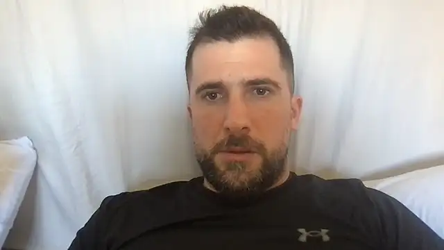 Snapshot of alex877x chatting on April 3, 2026, 2:59 pm alex877x online show from April 3, 2026, 2:59 pm