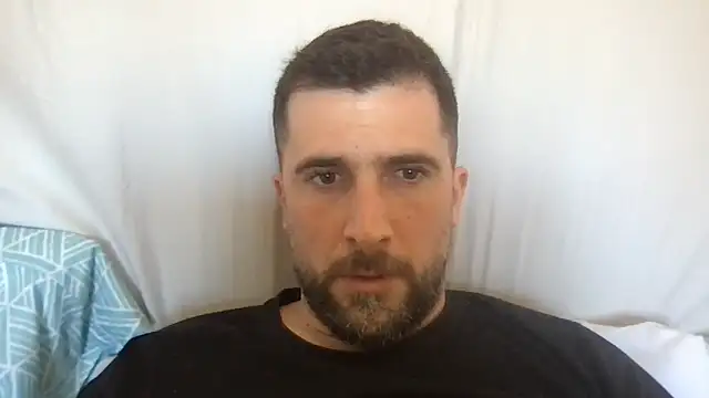 Snapshot of alex877x chatting on April 4, 2026, 2:03 pm alex877x online show from April 4, 2026, 2:03 pm