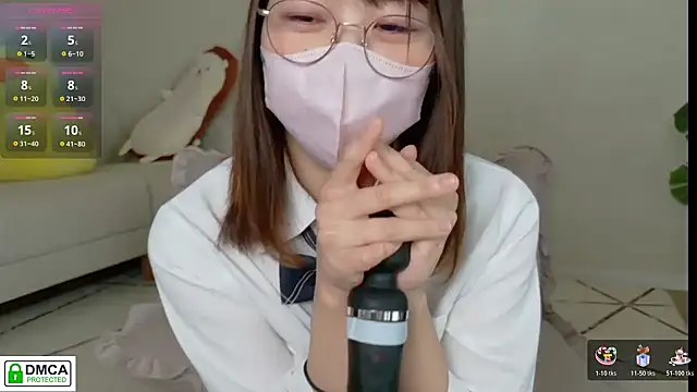 SUZU  online show from November 5, 2025, 4:12 am