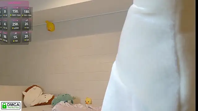 SUZU  online show from November 17, 2025, 1:06 pm