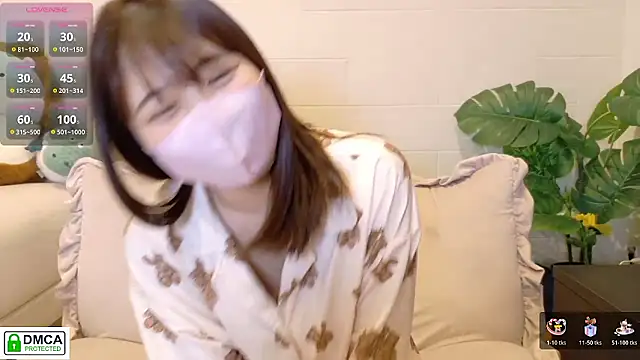 SUZU  online show from April 8, 2026, 3:12 pm