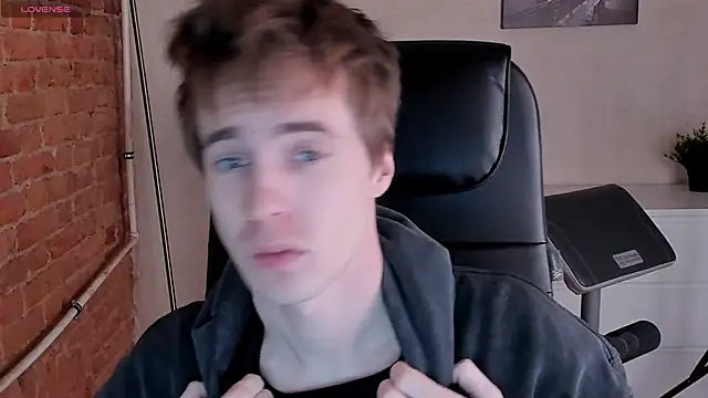 Snapshot of _tokyo_ghoul chatting on December 21, 2024, 3:09 pm  tokyo ghoul online show from December 21, 2024, 3:09 pm