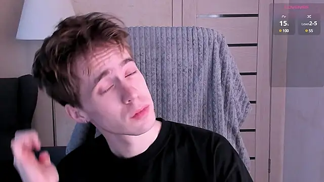 Snapshot of _tokyo_ghoul chatting on January 18, 2025, 8:31 am  tokyo ghoul online show from January 18, 2025, 8:31 am