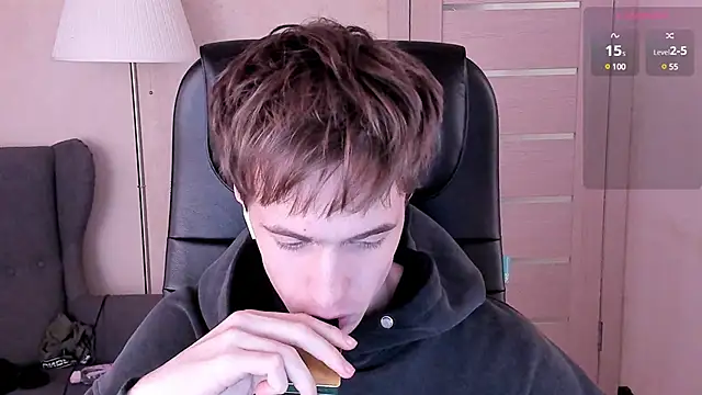 Snapshot of _tokyo_ghoul chatting on January 25, 2025, 5:08 pm  tokyo ghoul online show from January 25, 2025, 5:08 pm