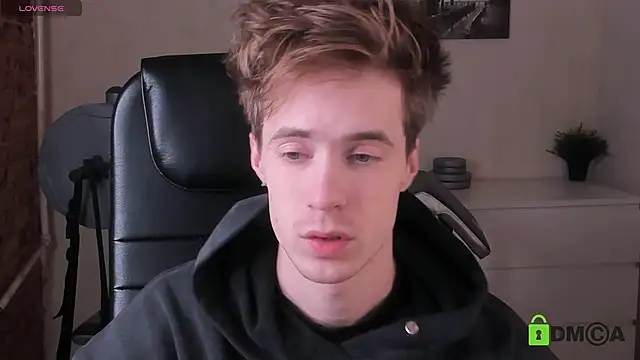 Snapshot of _tokyo_ghoul chatting on October 5, 2025, 5:06 am  tokyo ghoul online show from October 5, 2025, 5:06 am