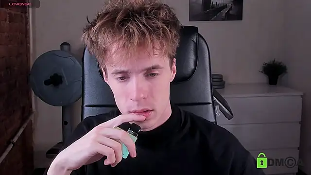 Snapshot of _tokyo_ghoul chatting on October 10, 2025, 4:55 am  tokyo ghoul online show from October 10, 2025, 4:55 am