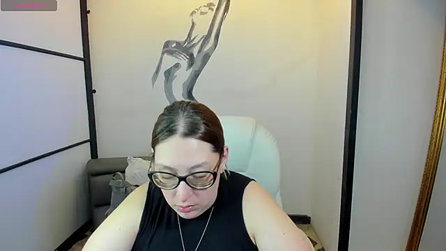 NiickyJones online show from February 23, 2025, 10:53 pm