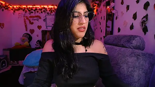 Snapshot of azahar__ziiz chatting on March 7, 2025, 1:31 am azahar  ziiz online show from March 7, 2025, 1:31 am