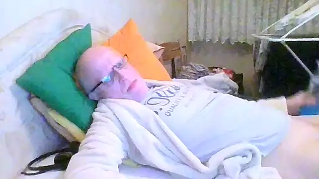 Snapshot of HornyRalfi55 chatting on March 2, 2025, 4:10 pm HornyRalfi55 online show from March 2, 2025, 4:10 pm