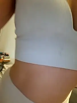 Snapshot of Silvia_Zeno chatting on November 9, 2025, 6:55 am Silvia Zeno online show from November 9, 2025, 6:55 am