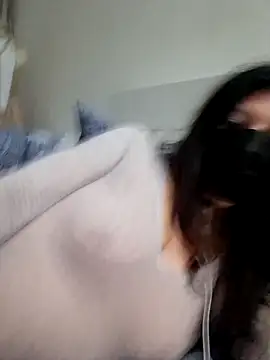 Snapshot of Silvia_Zeno chatting on February 1, 2026, 5:55 pm Silvia Zeno online show from February 1, 2026, 5:55 pm